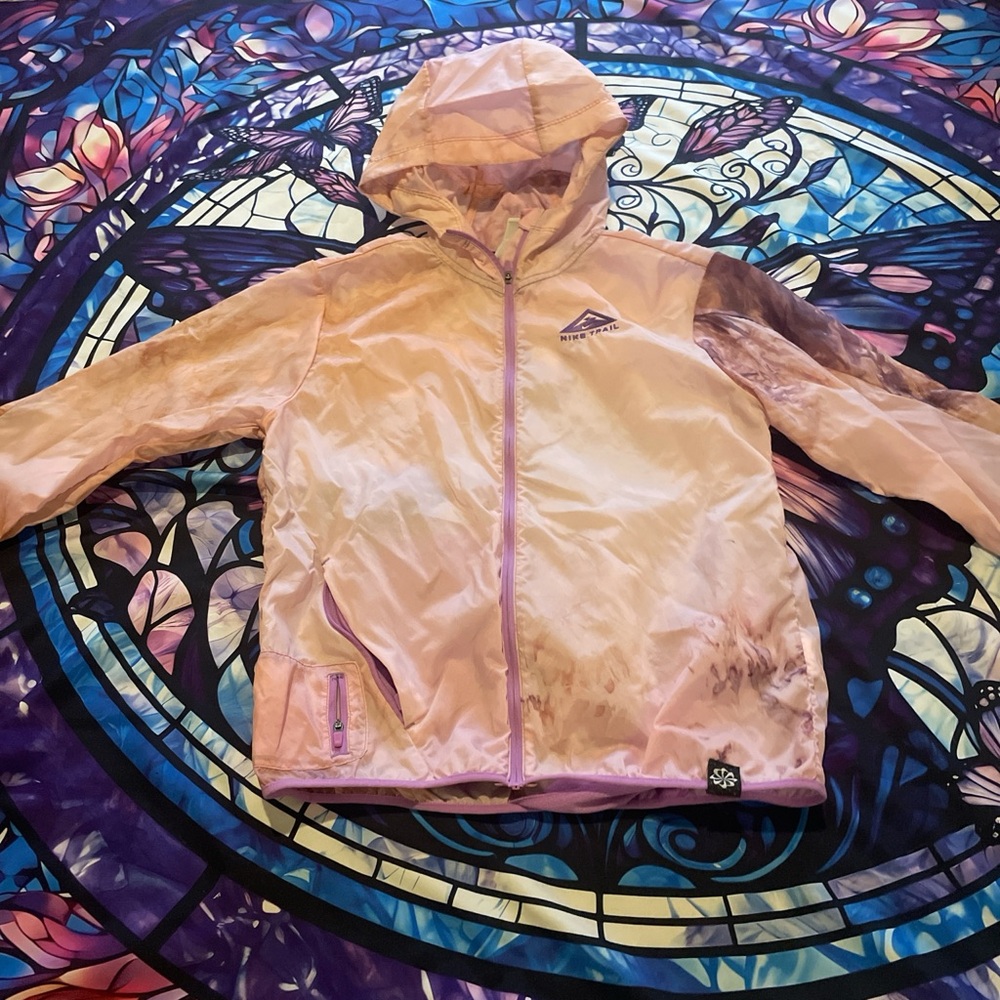 Nike Trail pink and purple windbreaker